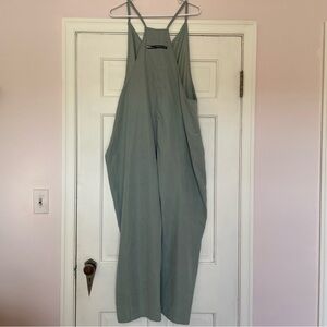 Women's Sleeveless Jumpsuit Romper Sage Green Size Large/XL Pockets